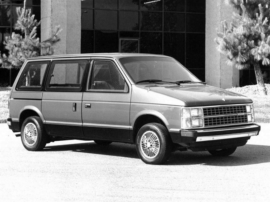  Dodge Caravan 1984 года  (фото 13 из 14)